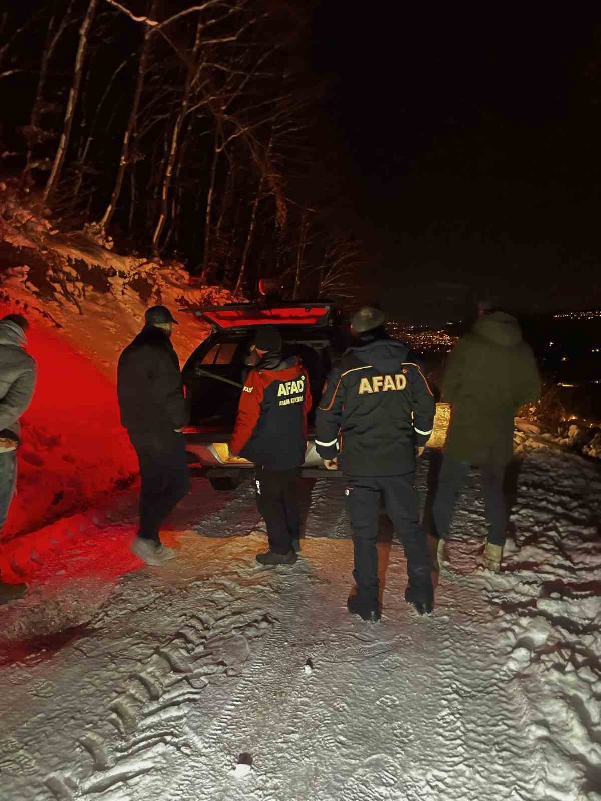 Yalova’da 7 farklı olayda karda mahsur kalan 22 kişi kurtarıldı
