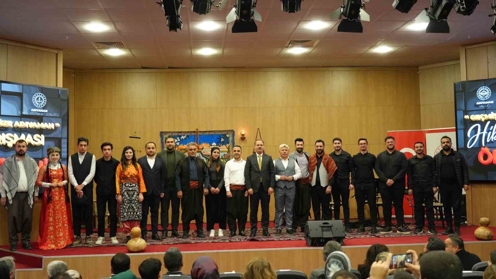 Adıyaman&rsquo;ın dilinden şiir ve t&uuml;rk&uuml;ler etkinliği yapıldı
