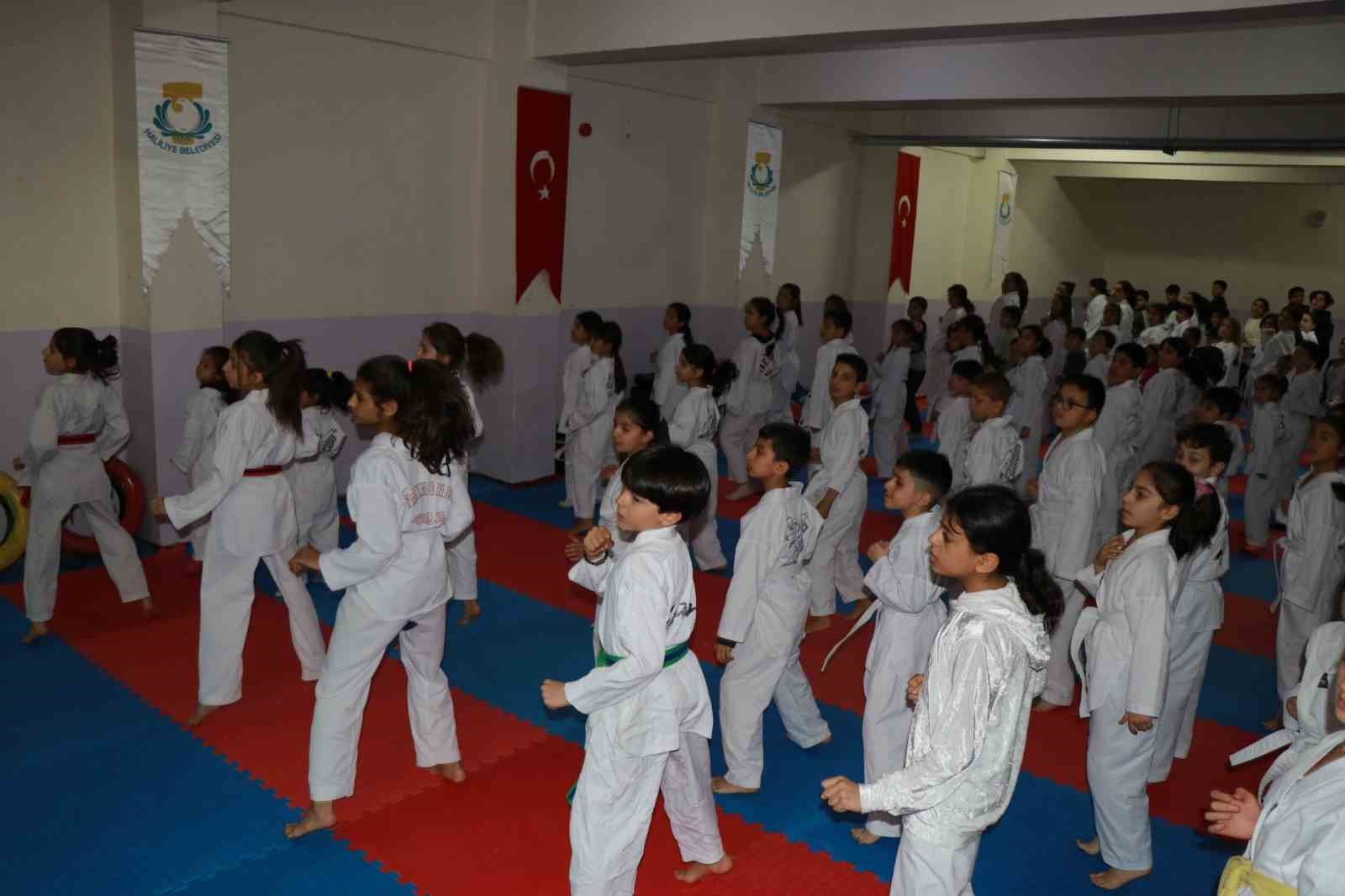 Haliliye’de spora destek artıyor