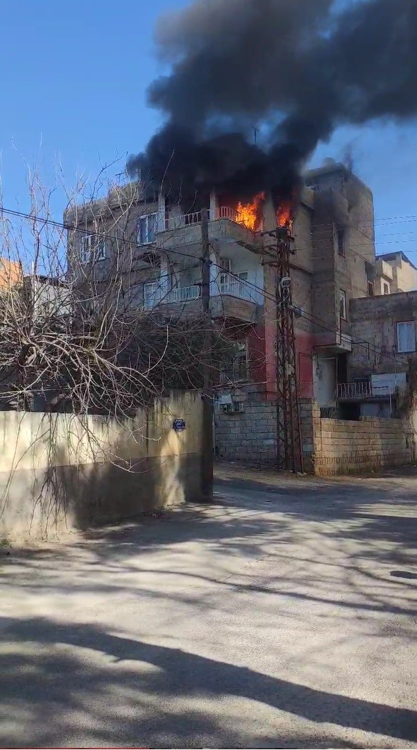 Gaziantep’te devrilen soba yangına sebep oldu