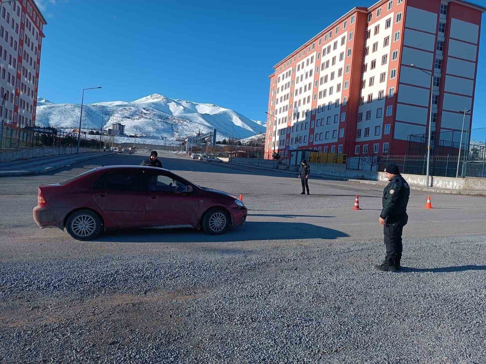 Malatya’da okul ve yurt çevrelerinde güvenlik denetimleri sürüyor