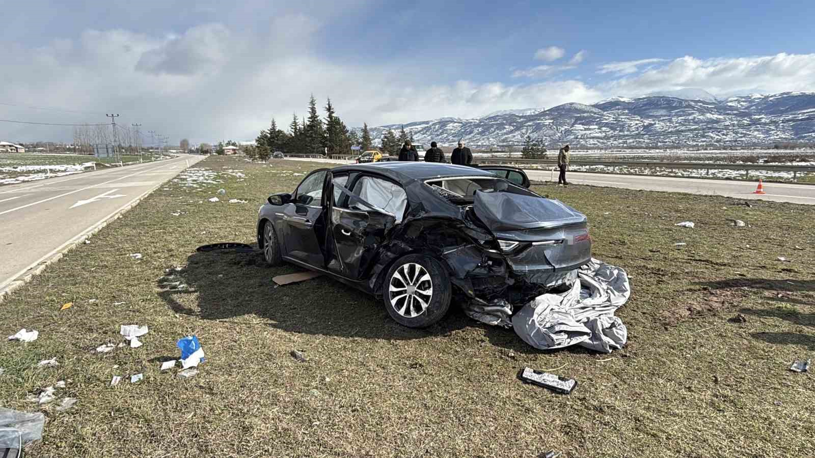 Tokat'ta kaza meydana geldi: 5 kişi yaralandı - İhlas Haber Ajansı