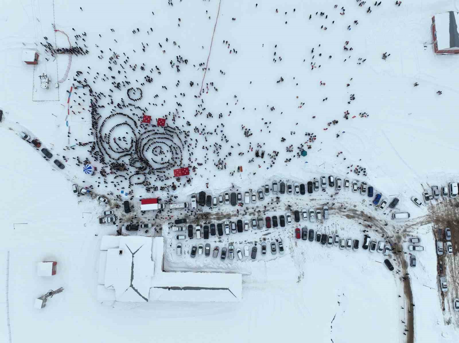 Muş’ta ‘Kar Festivali’ renkli görüntülere sahne oldu