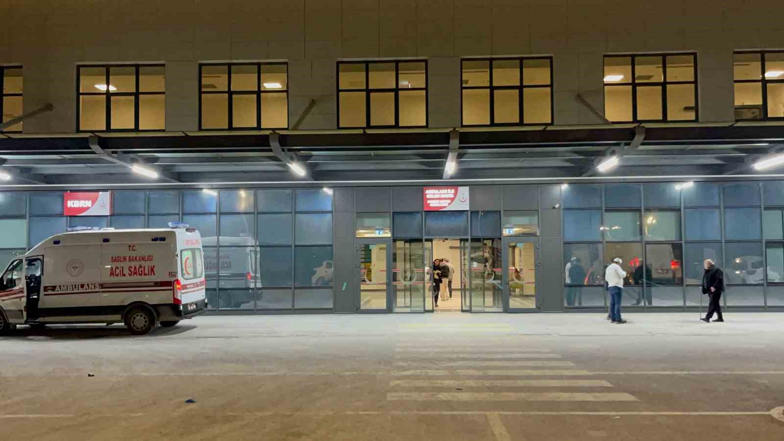 Eskişehir’de soba dumanından zehirlenen anne-oğul tedavi altına alındı