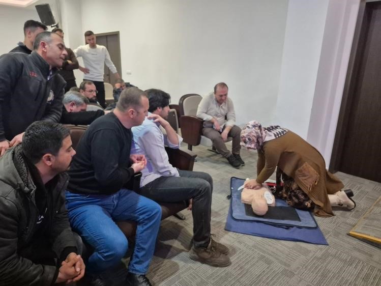 K&uuml;tahya OBM personeline ilk yardım eğitimi
