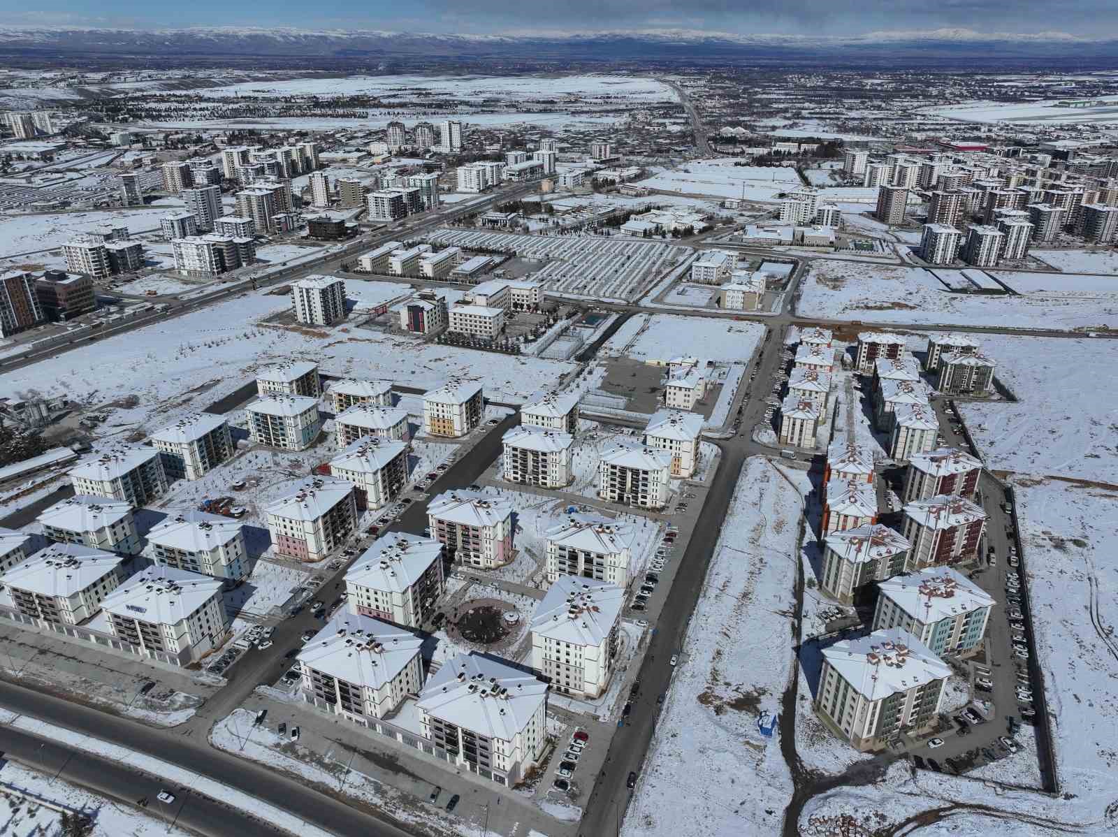 Yakınca&rsquo;daki bin 80 konutta sona doğru

