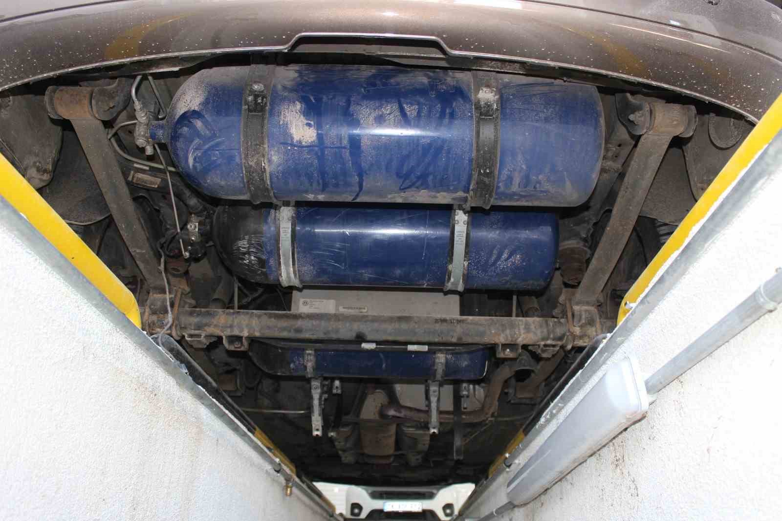 Pazarkule&rsquo;de uyuşturucu operasyonu: LPG tankına gizlenmiş milyonlarca liralık uyuşturucu madde ele ge&ccedil;irildi
