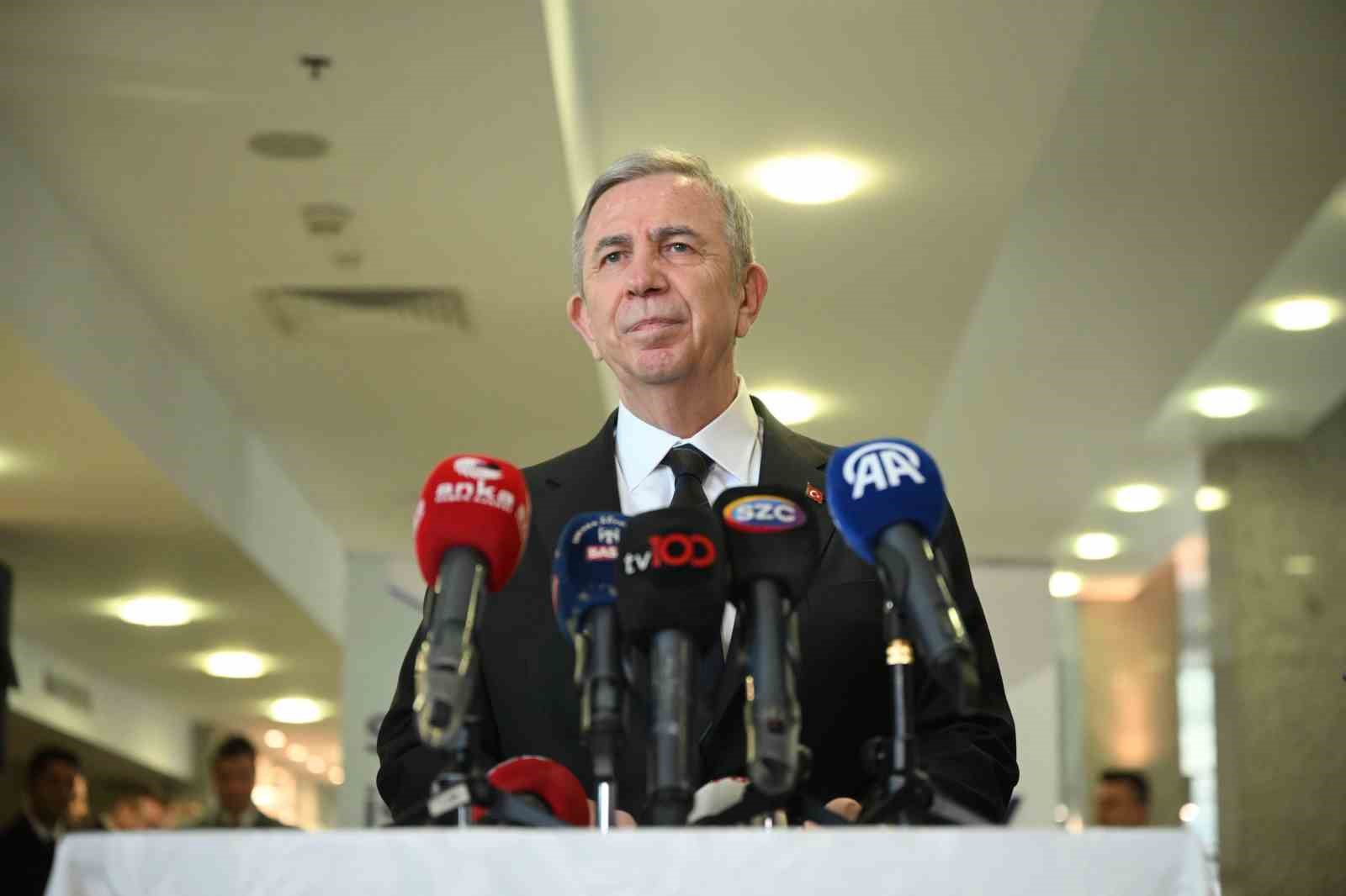 Mansur Yavaş: "Belediye başkanları olarak halkın sorunlarına eğilmemiz gerekiyor"