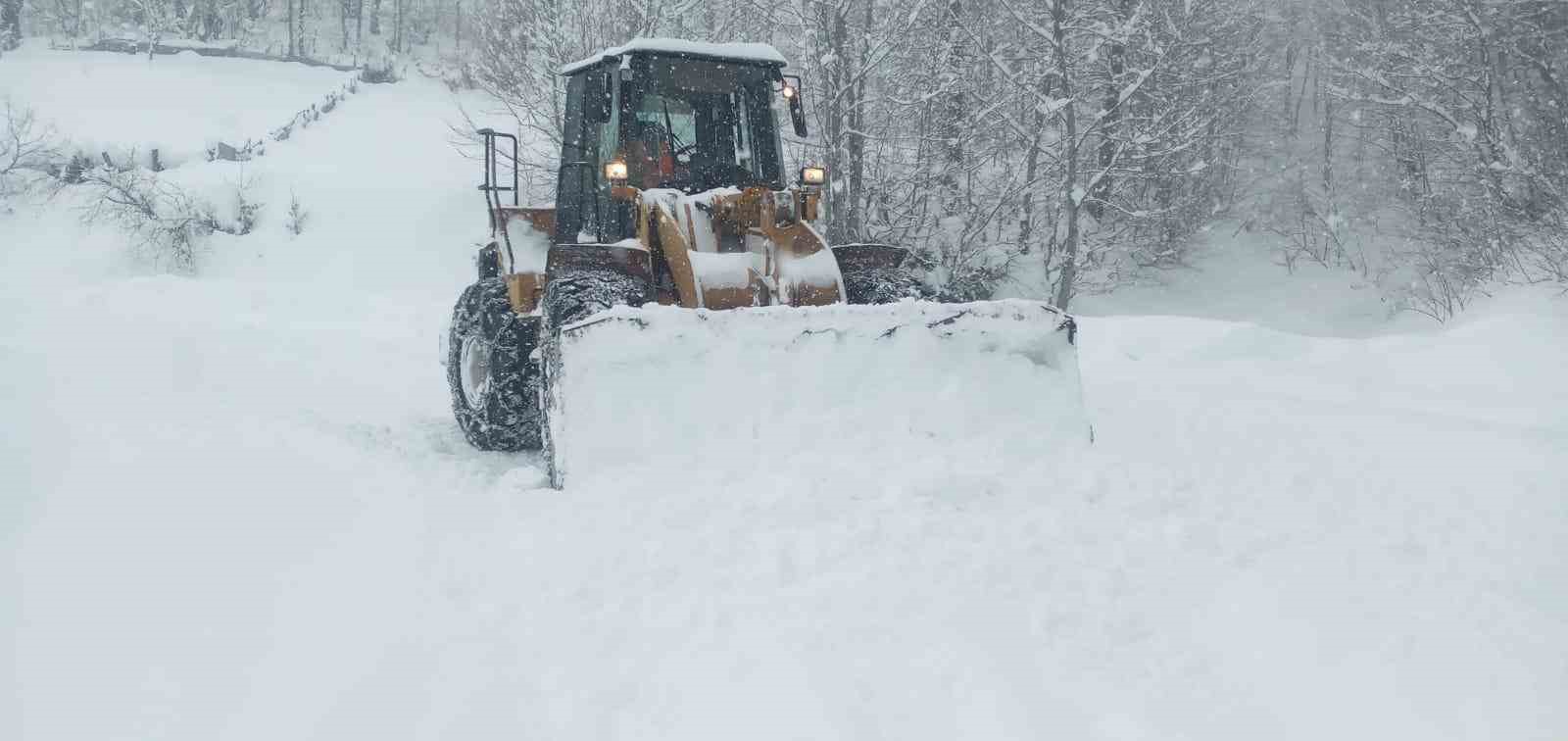 OBB, karla mücadelede hız kesmiyor