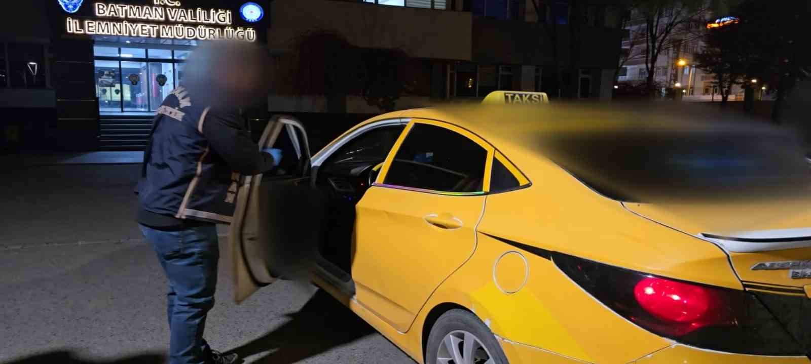 Batman&rsquo;da takside uyuşturucuya 1 tutuklama
