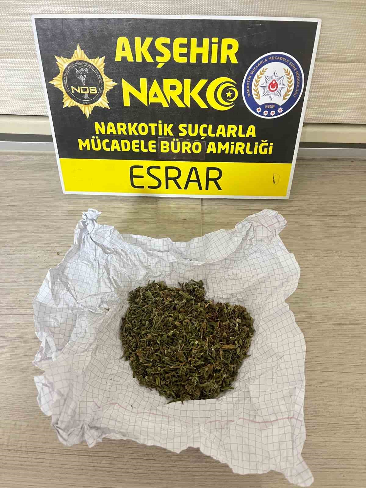Akşehir&rsquo;de polis denetimleri: 7 kişi cezaevine g&ouml;nderildi
