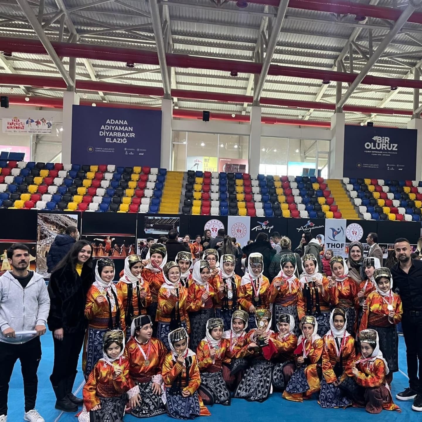 Mehmet Akif Ersoy Ortaokulu halk oyunlarında Adıyaman şampiyonu oldu
