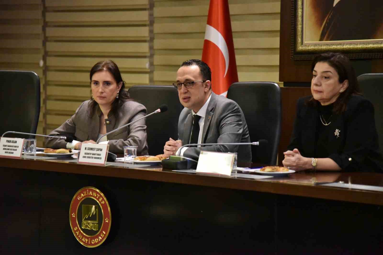 GSO&rsquo;da uygulamalı UR-GE At&ouml;lyesi etkinliği d&uuml;zenlendi
