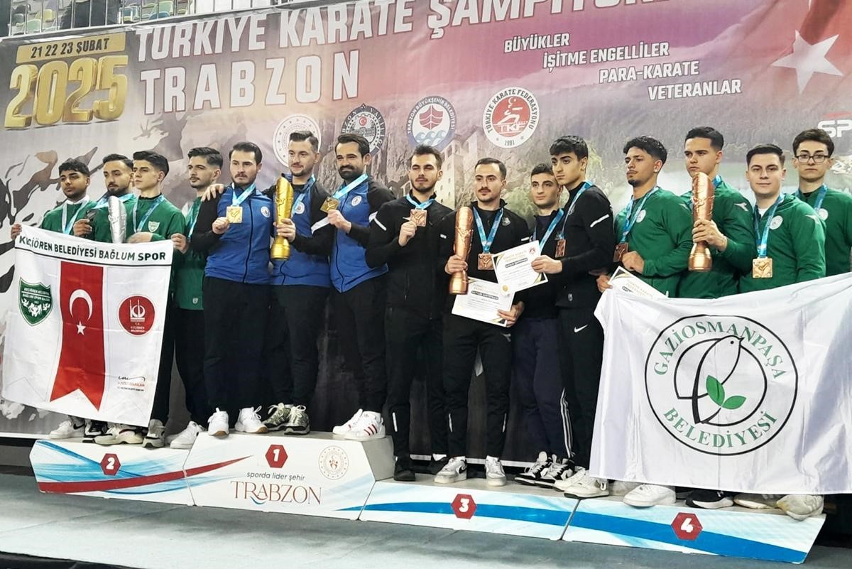 Gaziosmanpaşalı karateciler başarıda engel tanımadı
