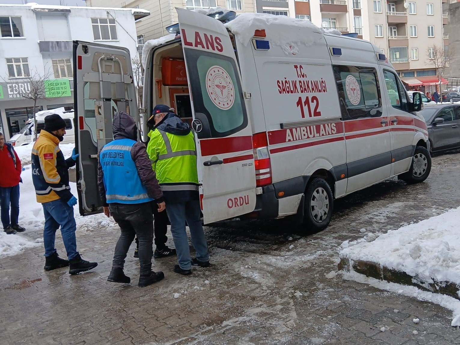 &Uuml;nye&rsquo;de karla etkili m&uuml;cadele
