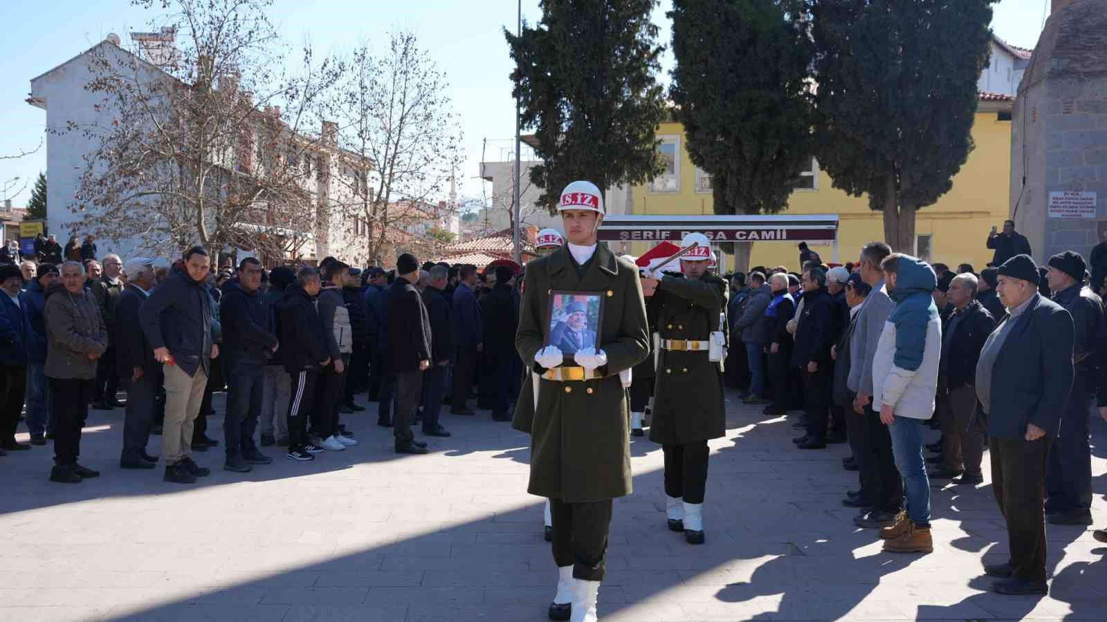 Kıbrıs gazisi Cevdet Korkmaz dualarla toprağa verildi
