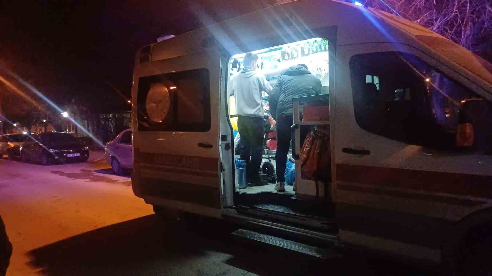 Çorum’da kafede bıçaklı kavga: 1 yaralı