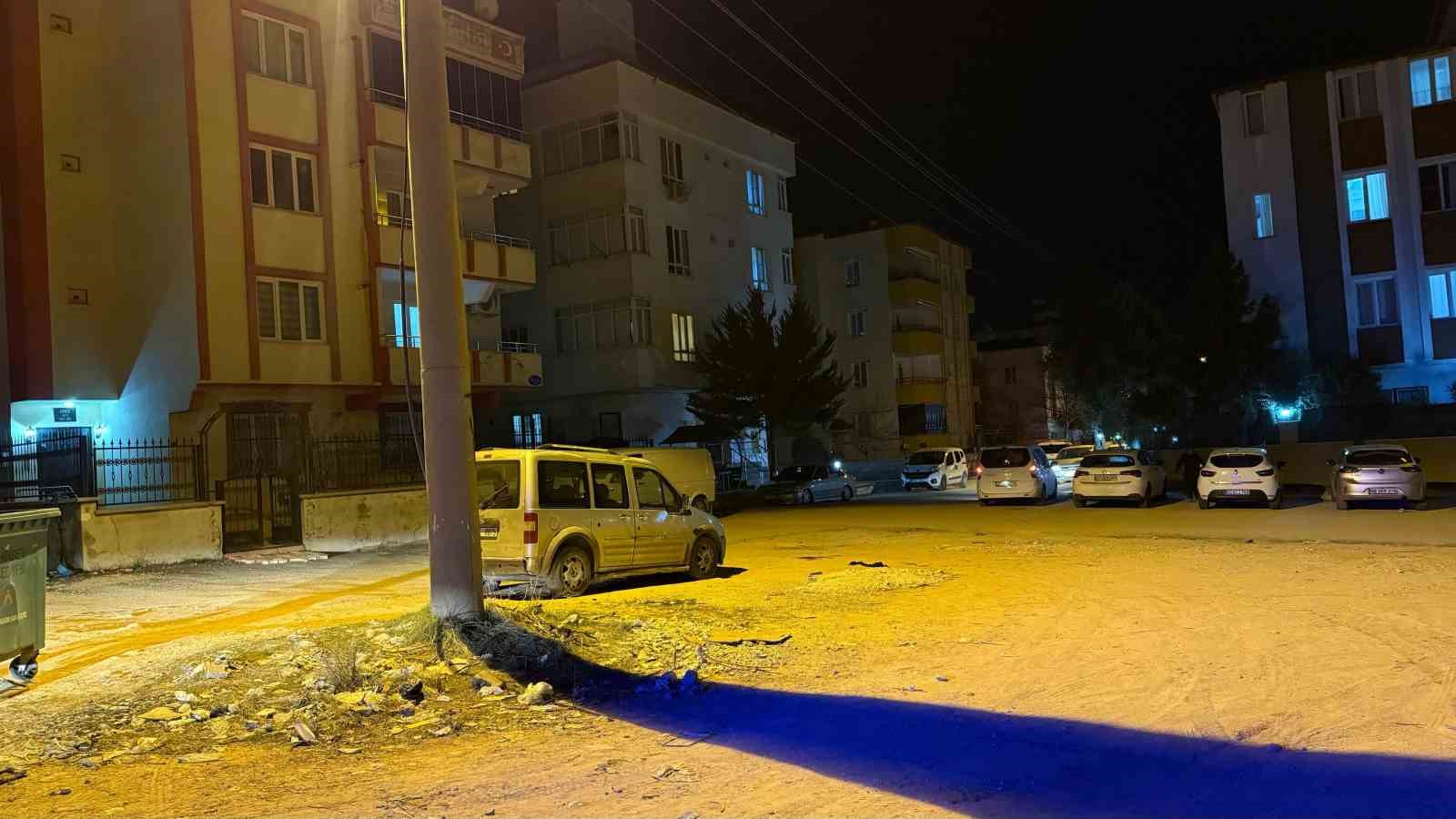 Gaziantep’te silahlı ve bıçaklı kavga: 1 ölü, 2 yaralı
