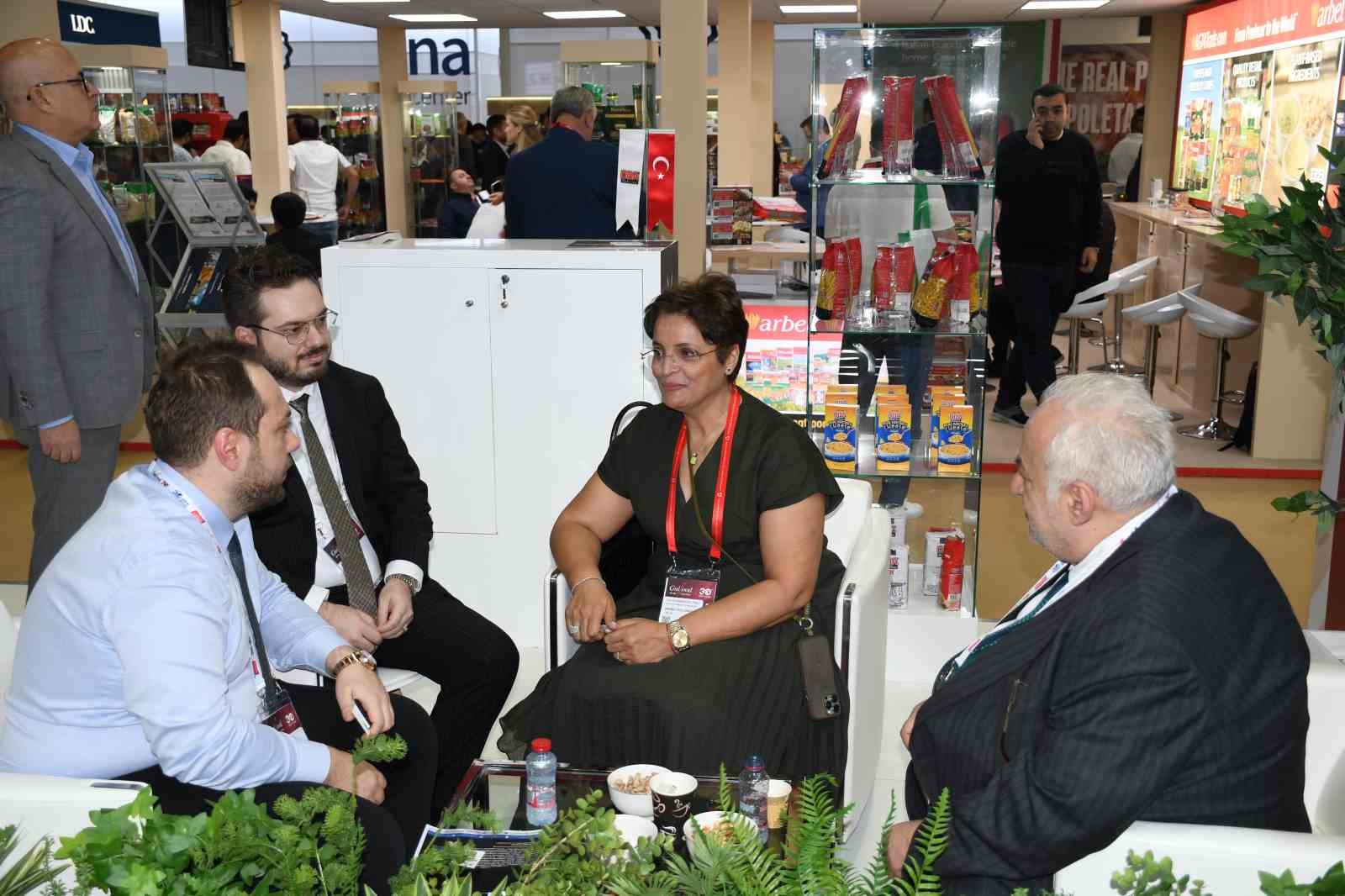 OBA Makarna Dubai’de dev iş anlaşmalarına imza attı