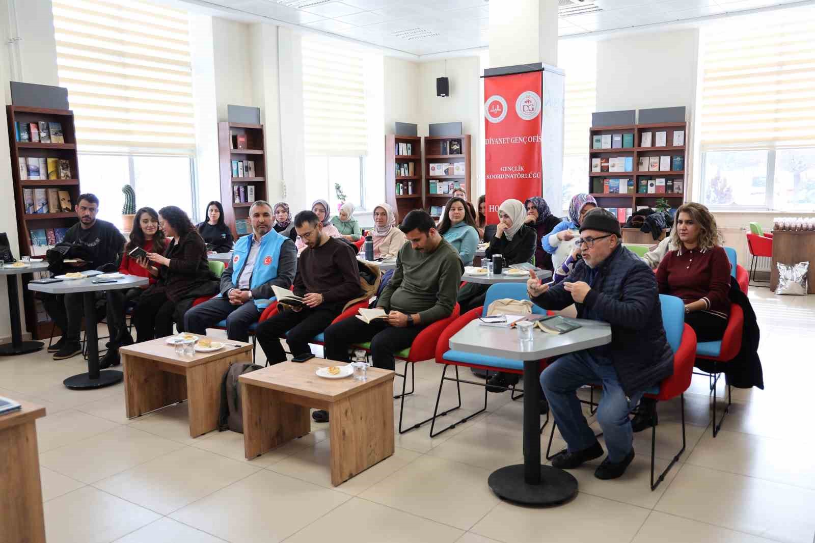 ‘Nitelikli okur buluşmaları’ 3 yıldır devam ediyor