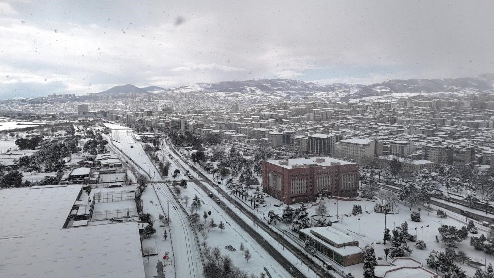 Samsun’da son 96 yılın en düşük sıcaklık ve kar kalınlığı rekorları kırıldı