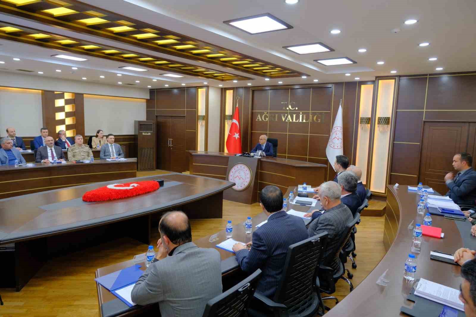 Ağrı&rsquo;da İl Hayvan Koruma Kurulu toplandı
