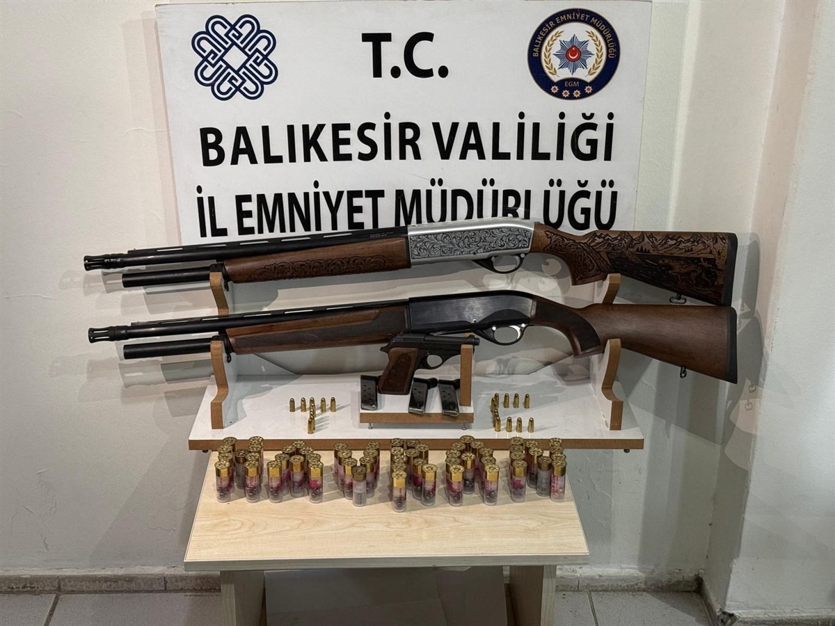 Balıkesir’de silah operasyonu