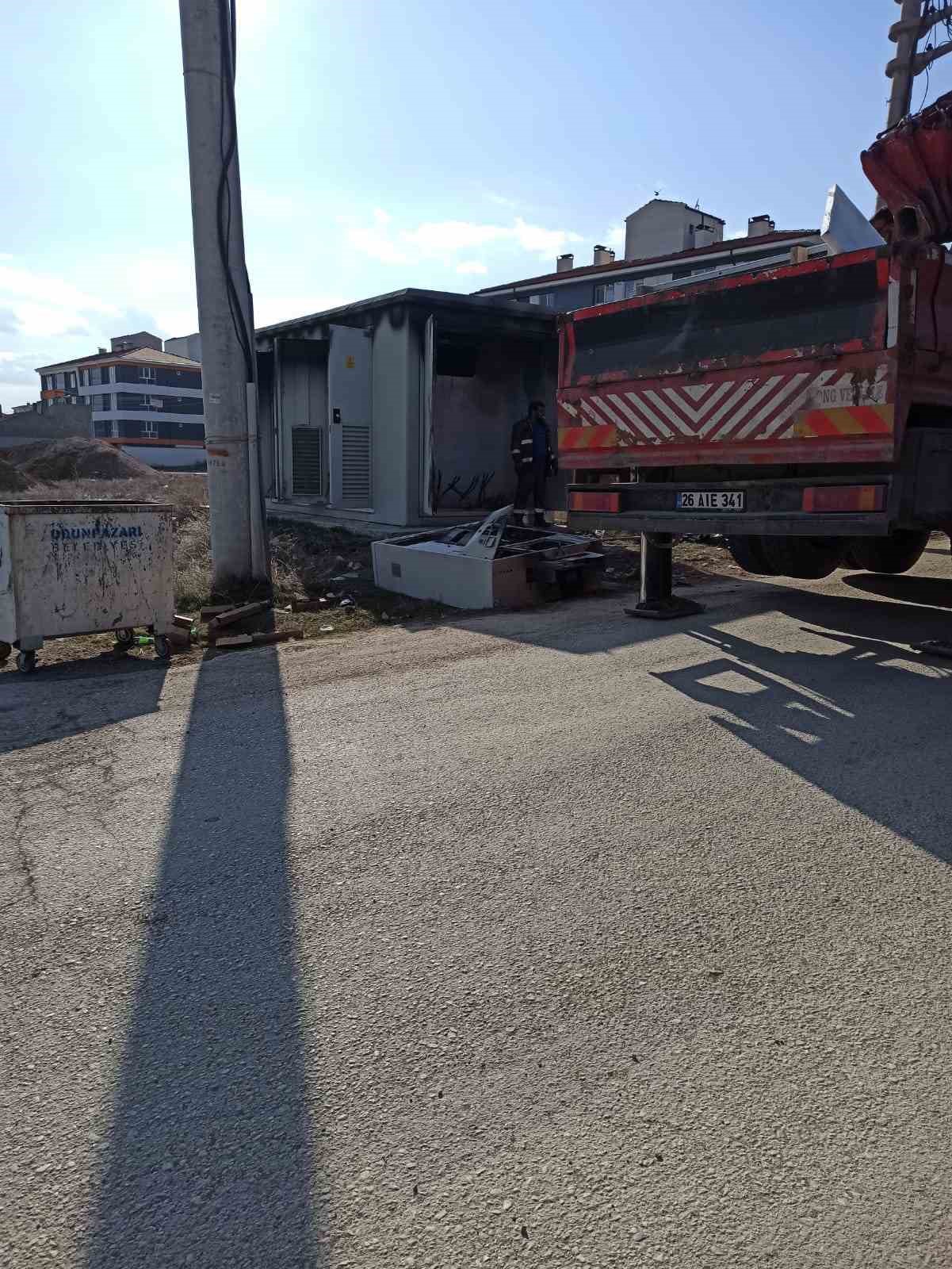 Eskişehir&rsquo;de trafo yangını korkuttu

