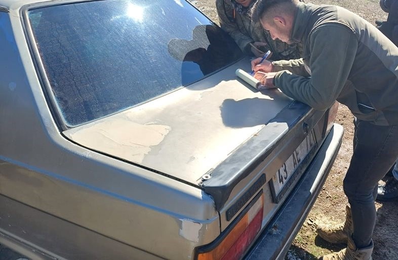 Kütahya’da kaçak avlanan 10 kişiye idari işlem yapıldı