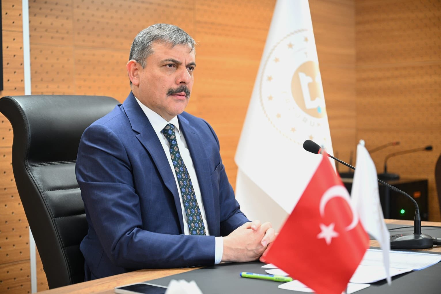 Kamu hizmetleri masaya yatırıldı
