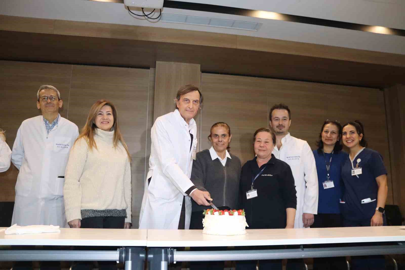 İlk organ naklinin 15. yılını kutlayan hastanede anlamlı buluşma