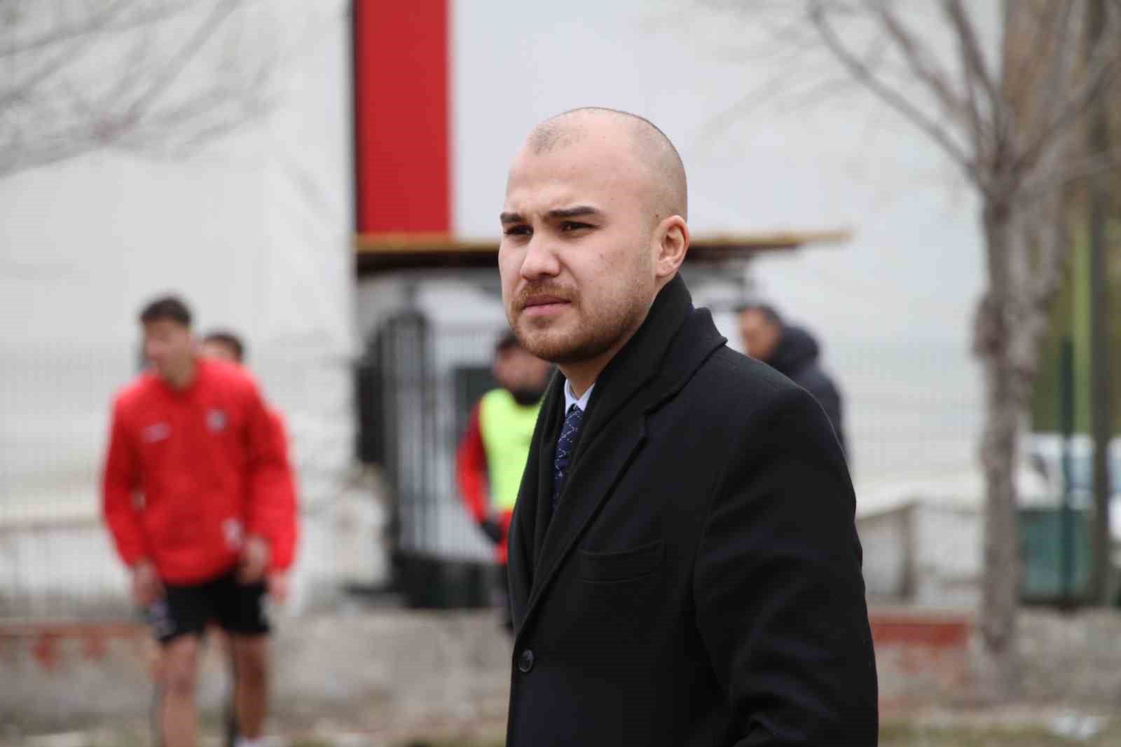 Uşakspor Başkanı Kurnaz’ın hedefi takımı başarılı günlerine döndürmek