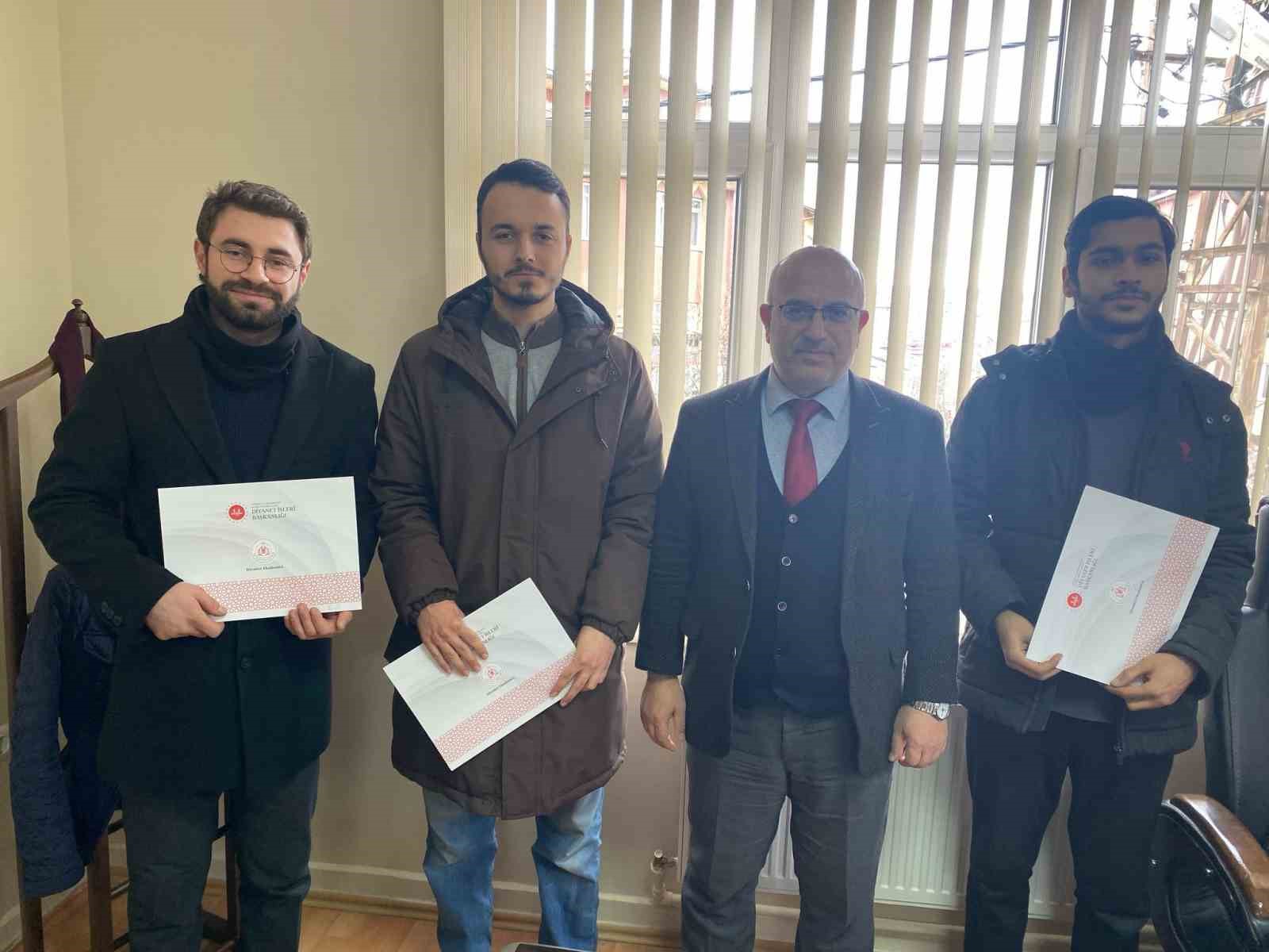 Emet’e yeni atanan 3 din görevlisine resmi belgeleri takdim edildi