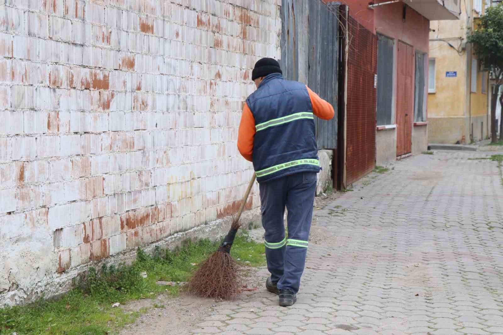 Dumlupınar Mahallesi’nde kapsamlı temizlik
