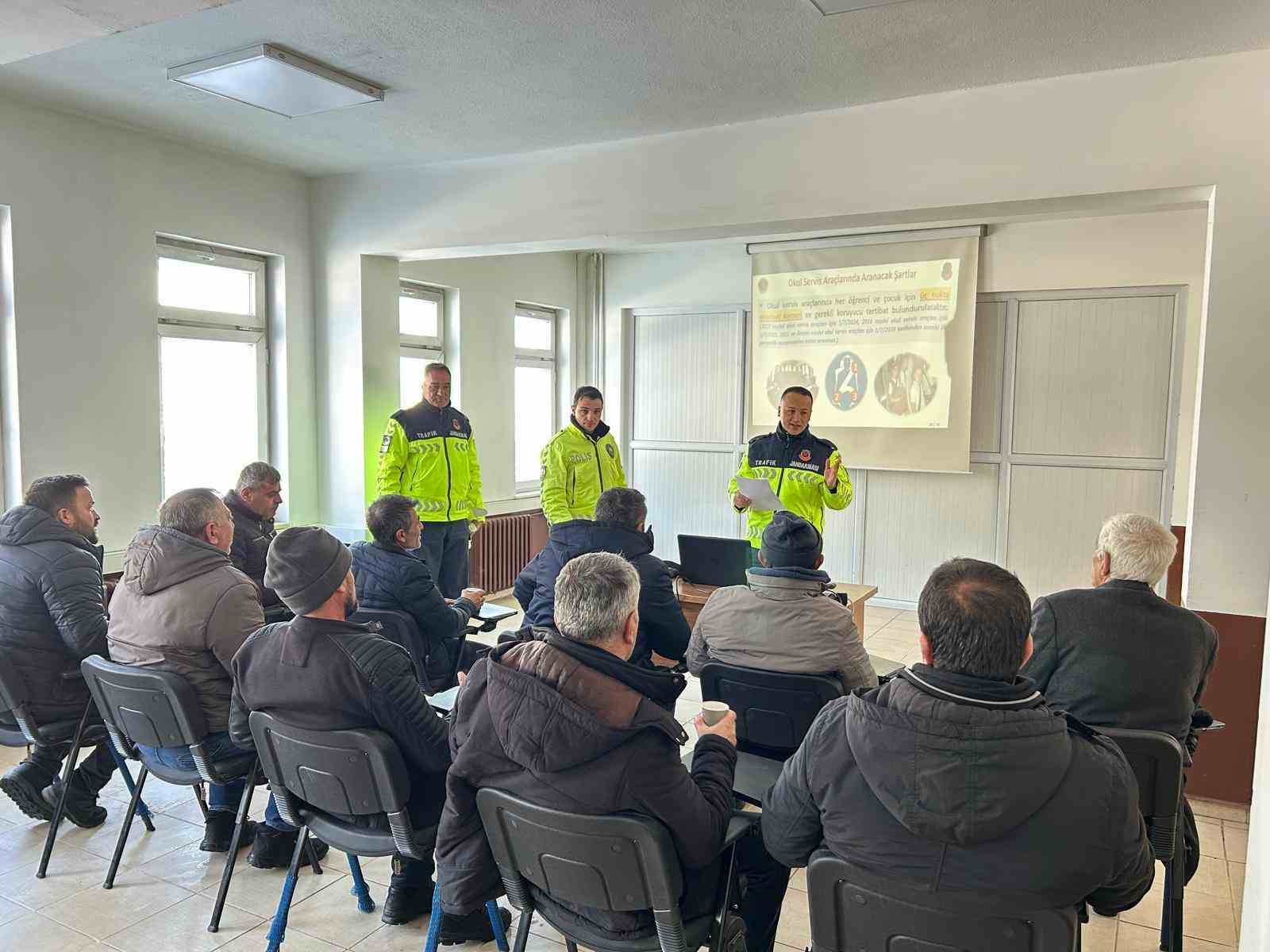 Emniyetten güvenli sürücülük farkındalığı