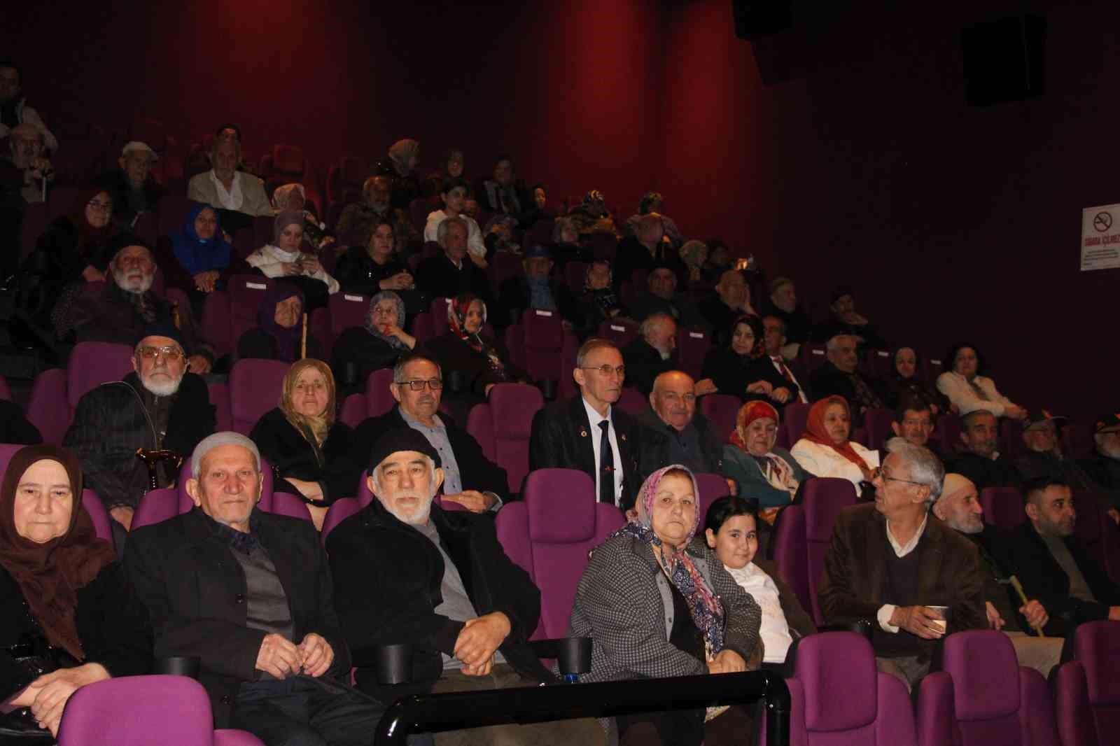 Yarım asırdır evli olan &ccedil;iftler, sergi ve sinema etkinliğinde buluştu
