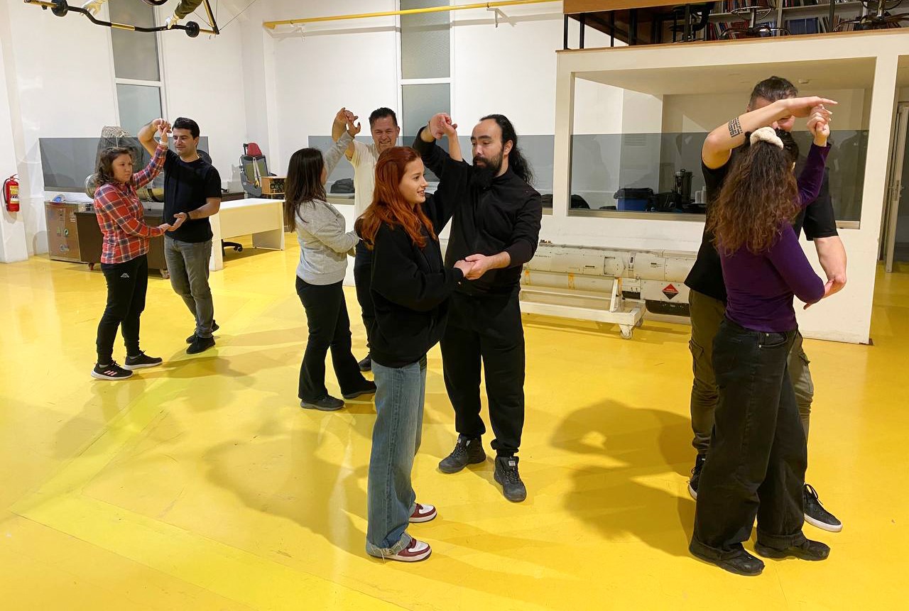 Latin danslarını Tepebaşı&rsquo;nda &ouml;ğreniyorlar
