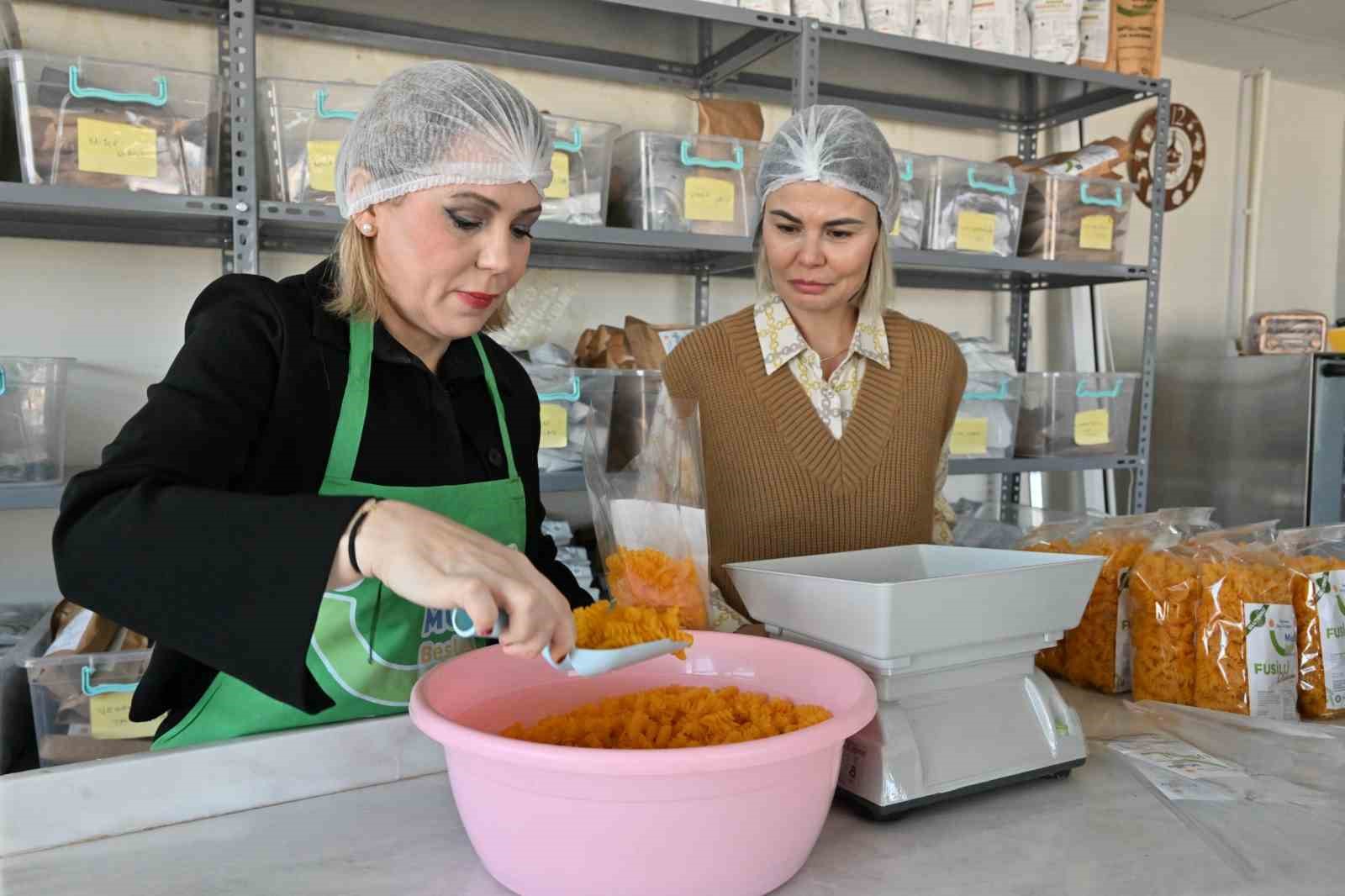 Manisa Büyükşehir Belediyesi ve annelerin dayanışmasıyla ’Mutlu Beslenme’ büyüyor