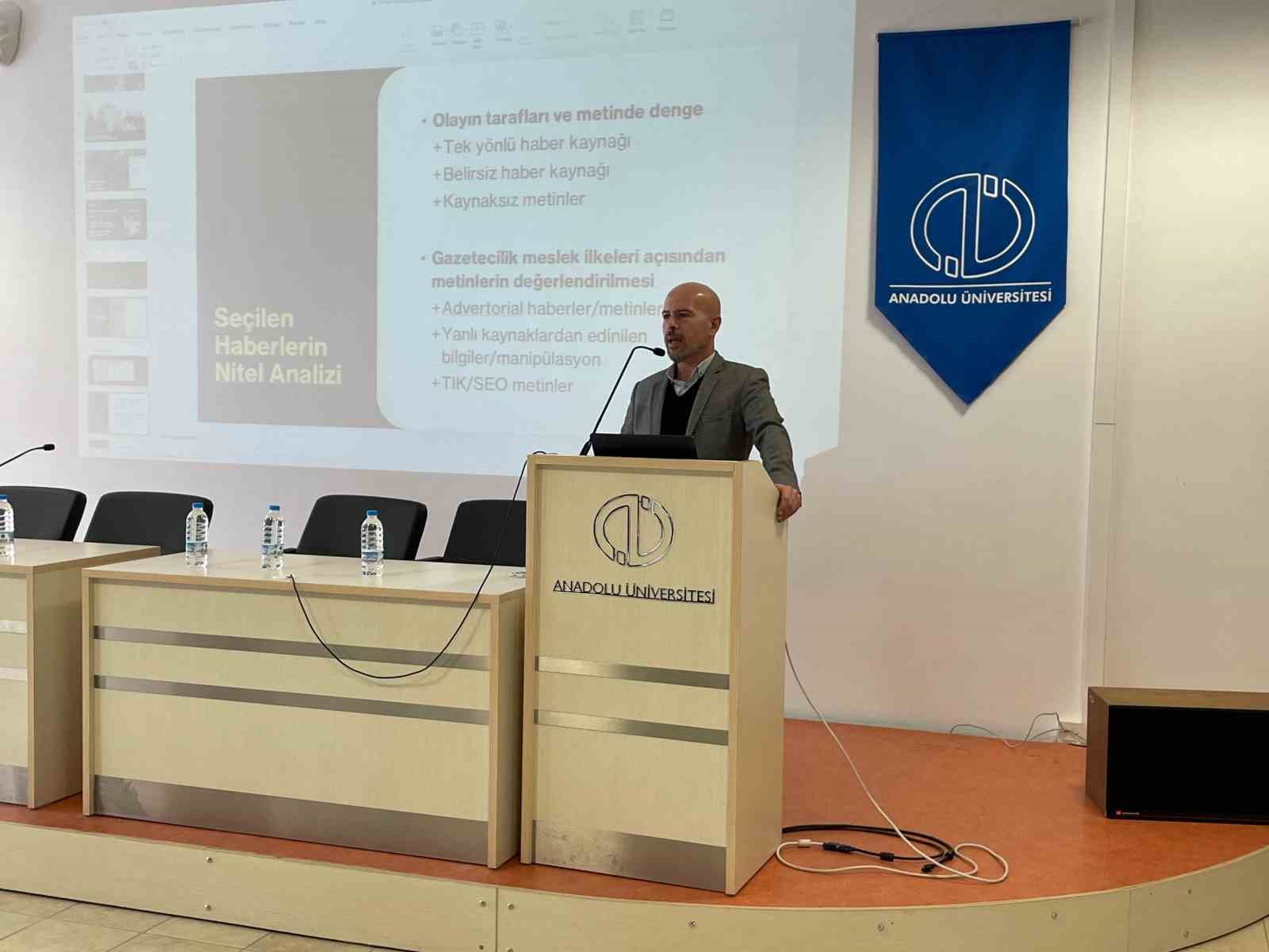 Anadolu &Uuml;niversitesi&rsquo;nde &rsquo;Eğitim Haberciliği&rsquo; paneli
