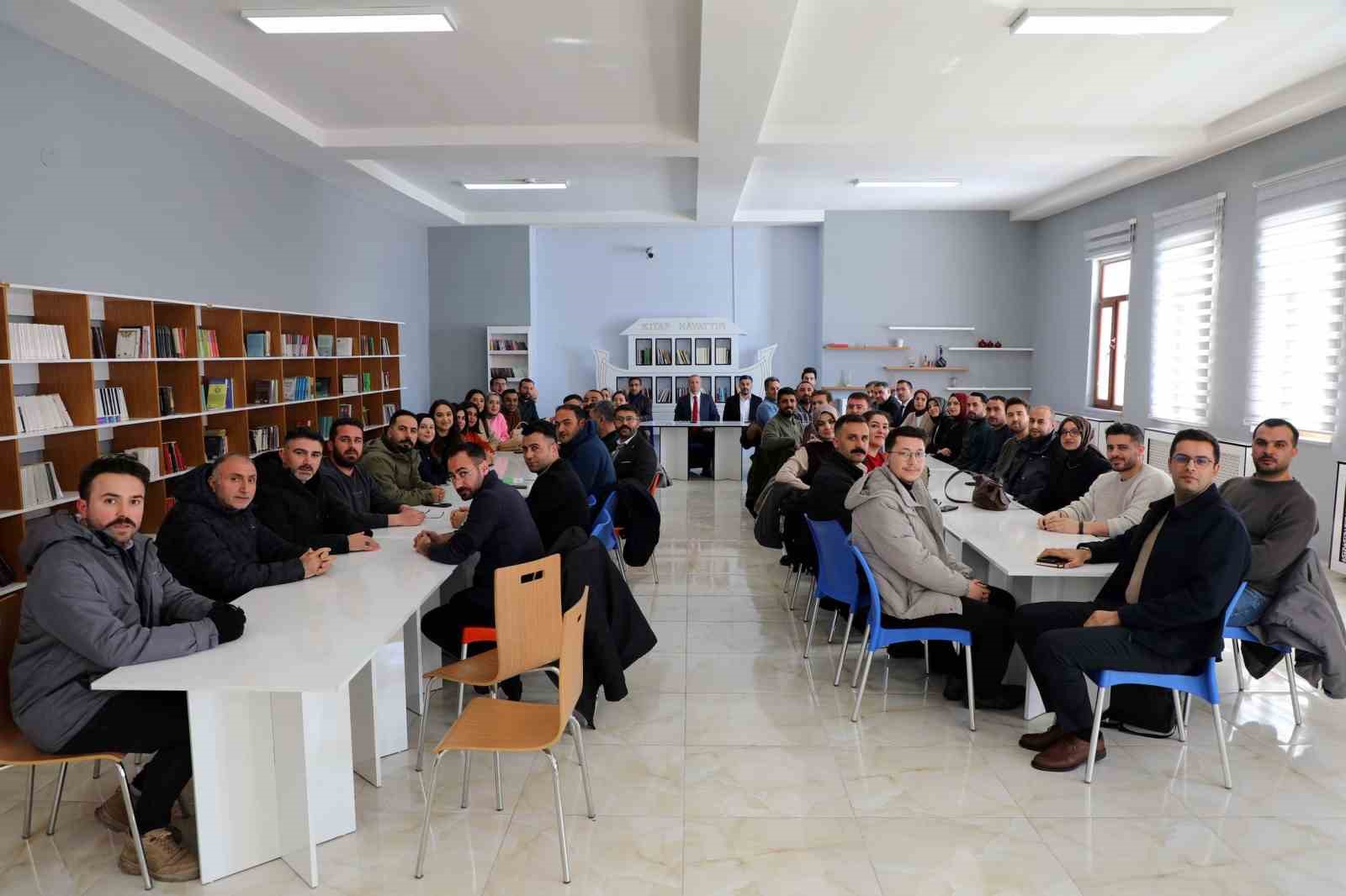 Ağrı’da Türkiye Yüzyılı Maarif Modeli değerlendirildi