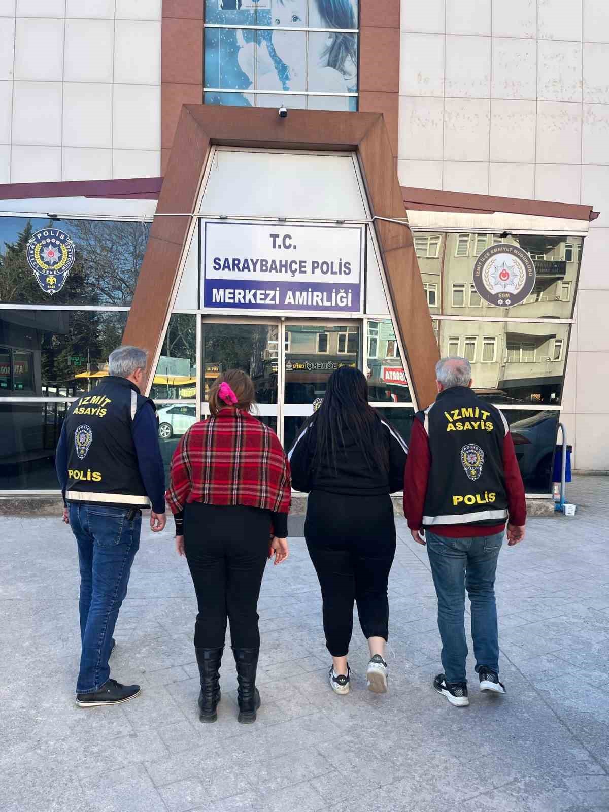 Sahte altın dolandırıcıları polise yakaladı
