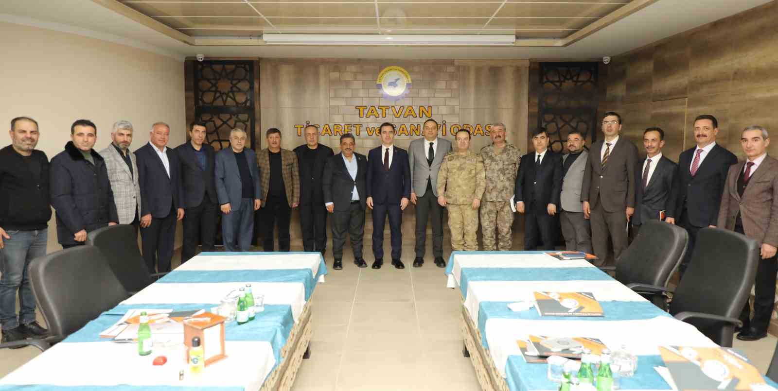 Tatvan&rsquo;da istişare toplantısı d&uuml;zenlendi
