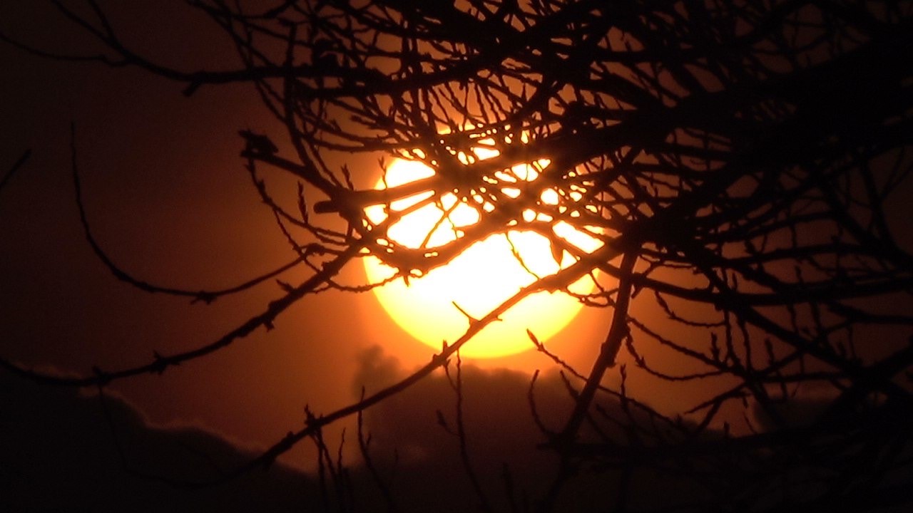 Ağrı’da batan kış güneşi manzarasıyla büyüledi