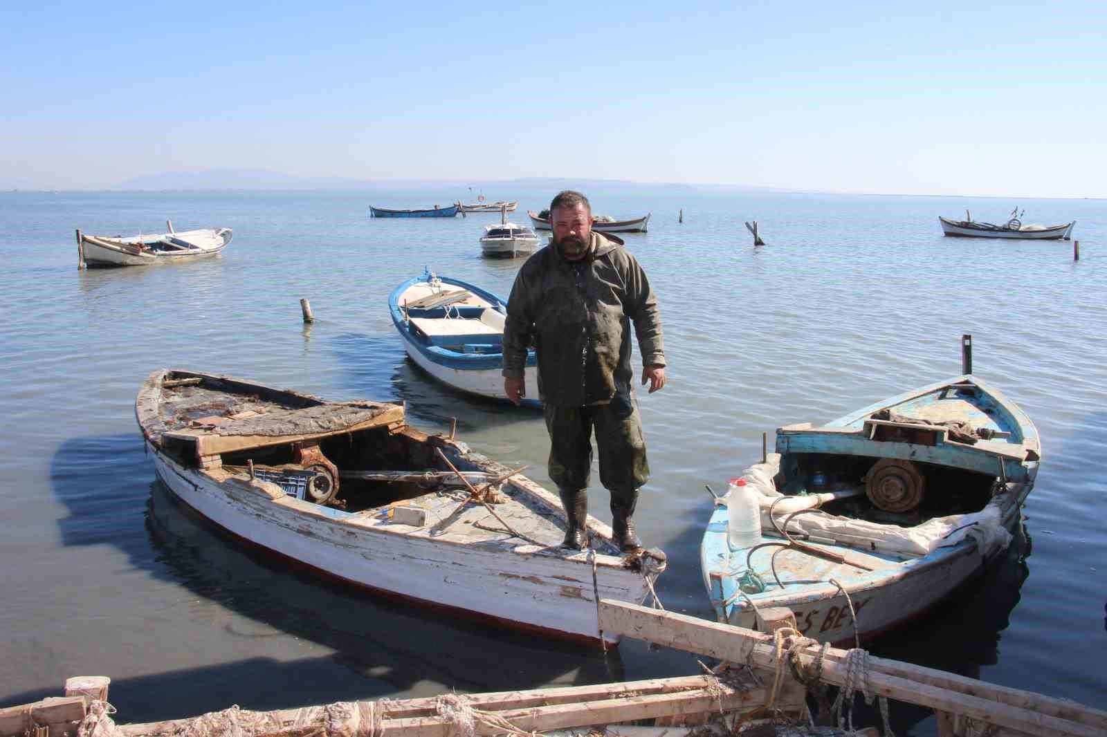 Günlerdir etkili olan fırtına balıkçıları olumsuz etkiledi
