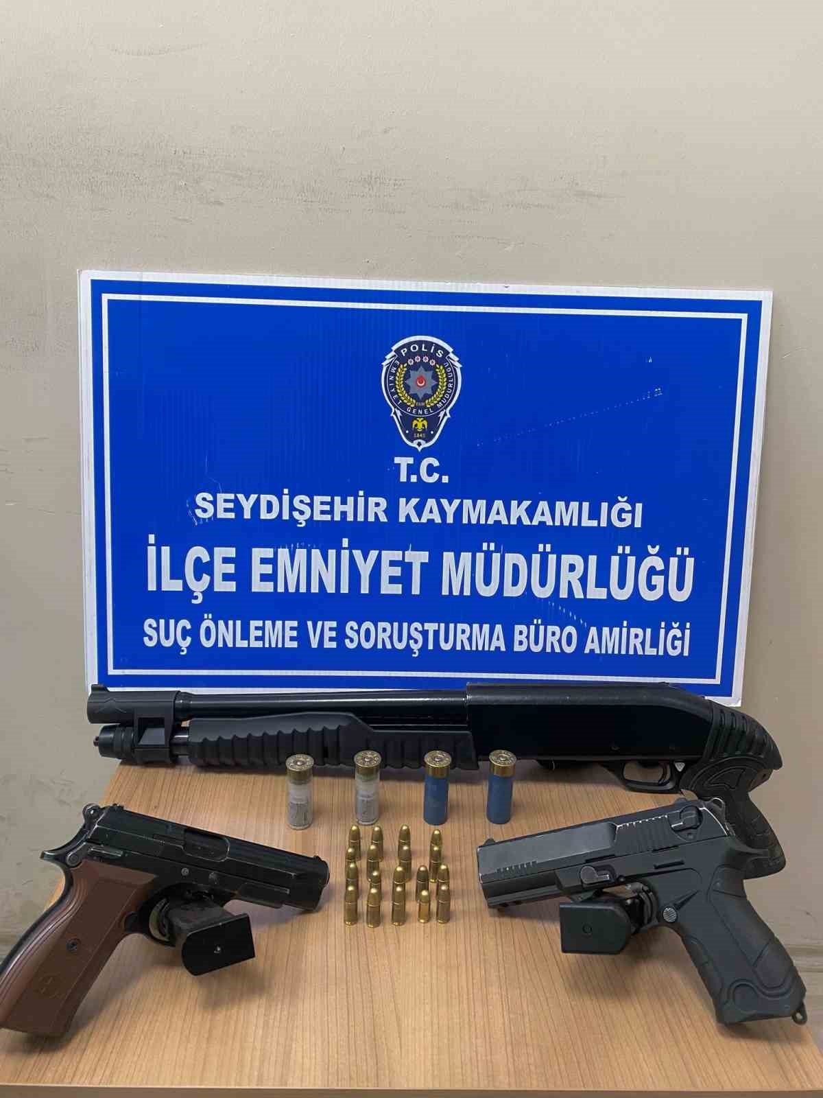 Seydişehir&rsquo;de uyuşturucu ve silah ele ge&ccedil;irildi
