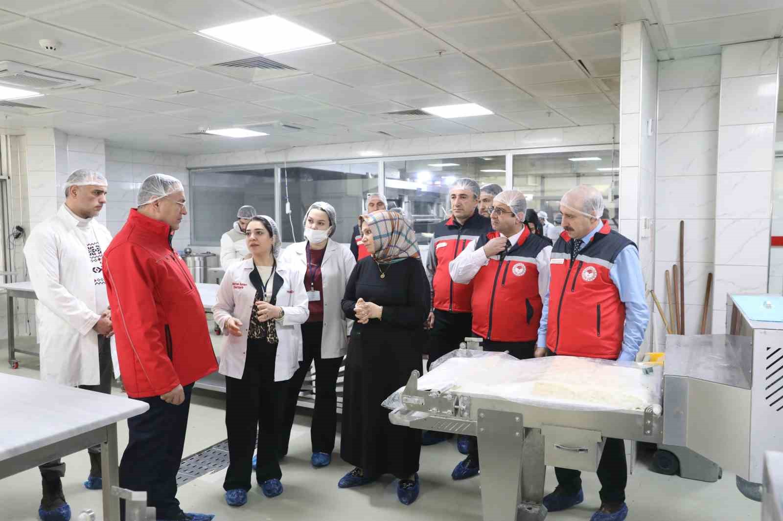 Diyarbakır Tarım ve Orman İl M&uuml;d&uuml;rl&uuml;ğ&uuml; gıda denetimi ger&ccedil;ekleştirdi
