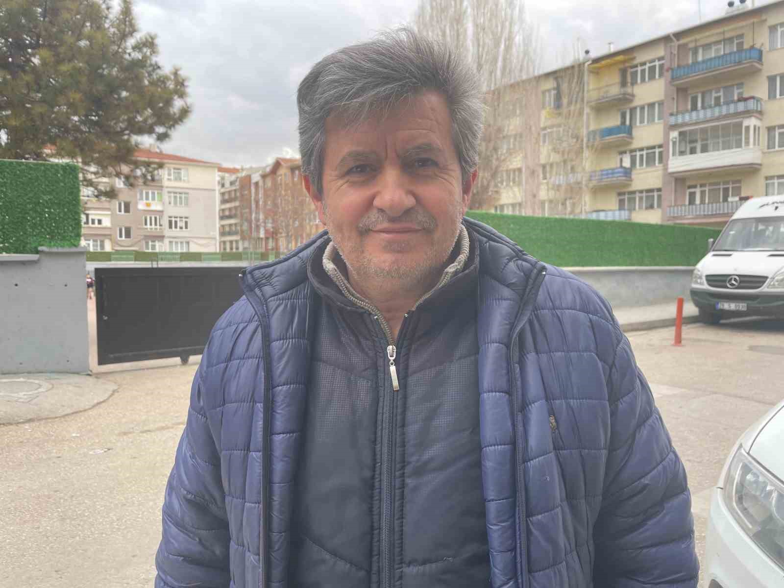 20 bin nüfuslu mahallenin 6 yıl önce yıkılan anaokulu inşa edilmeyi bekliyor