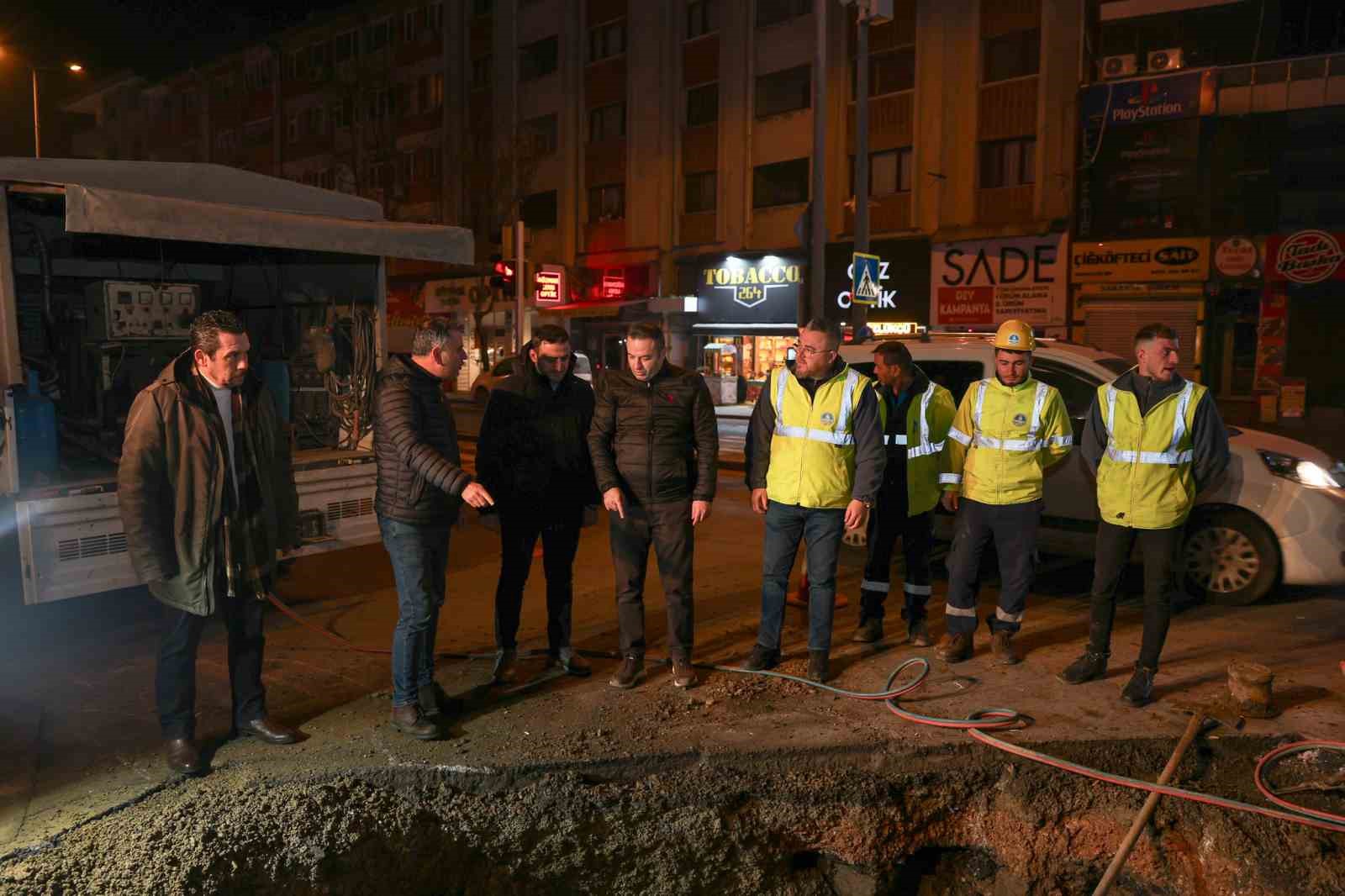 6 mahalleye içme suyu temin eden hat yenilendi
