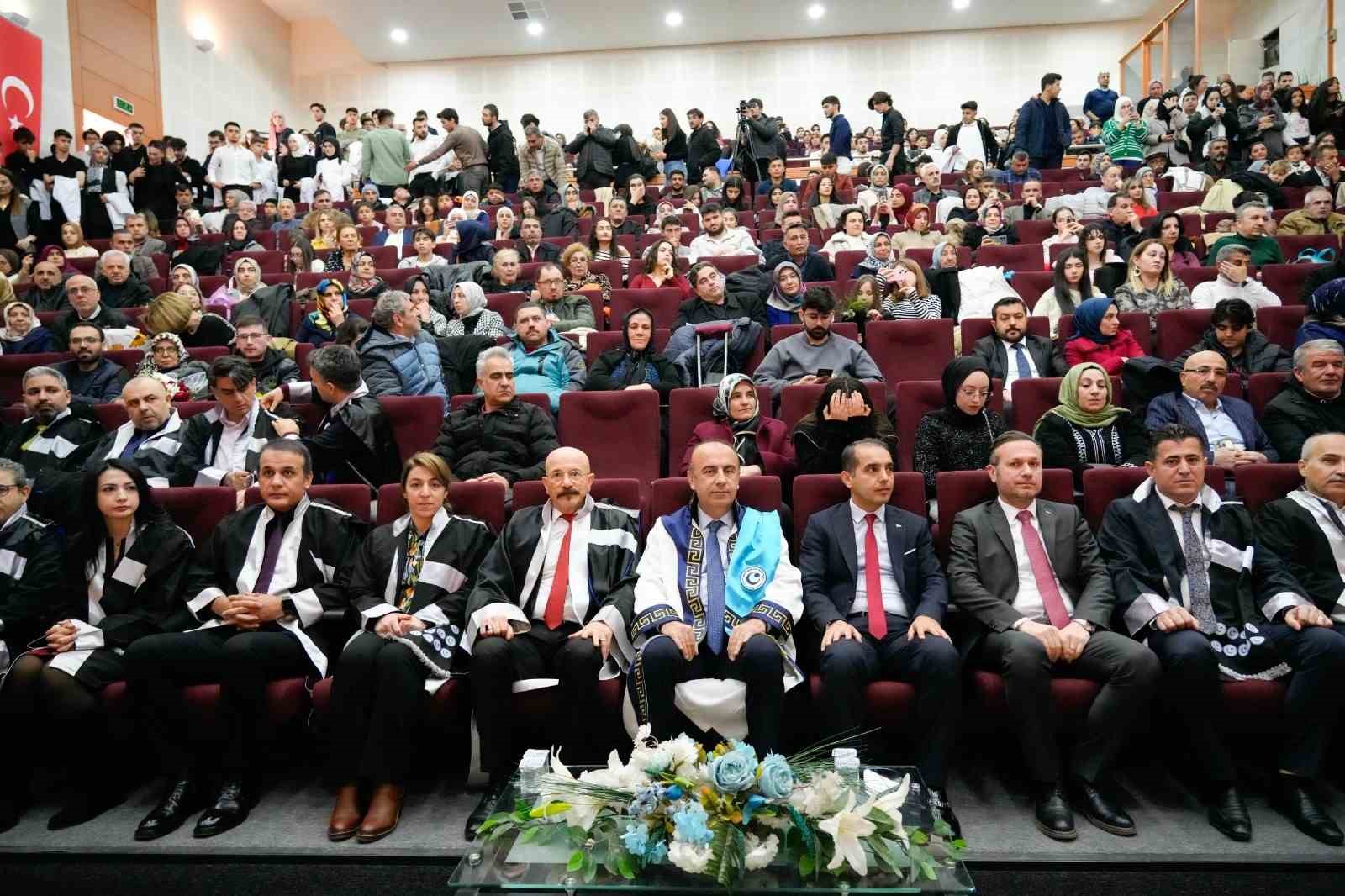 Adıyaman Üniversitesi Tıp Fakültesinde beyaz önlük heyecanı
