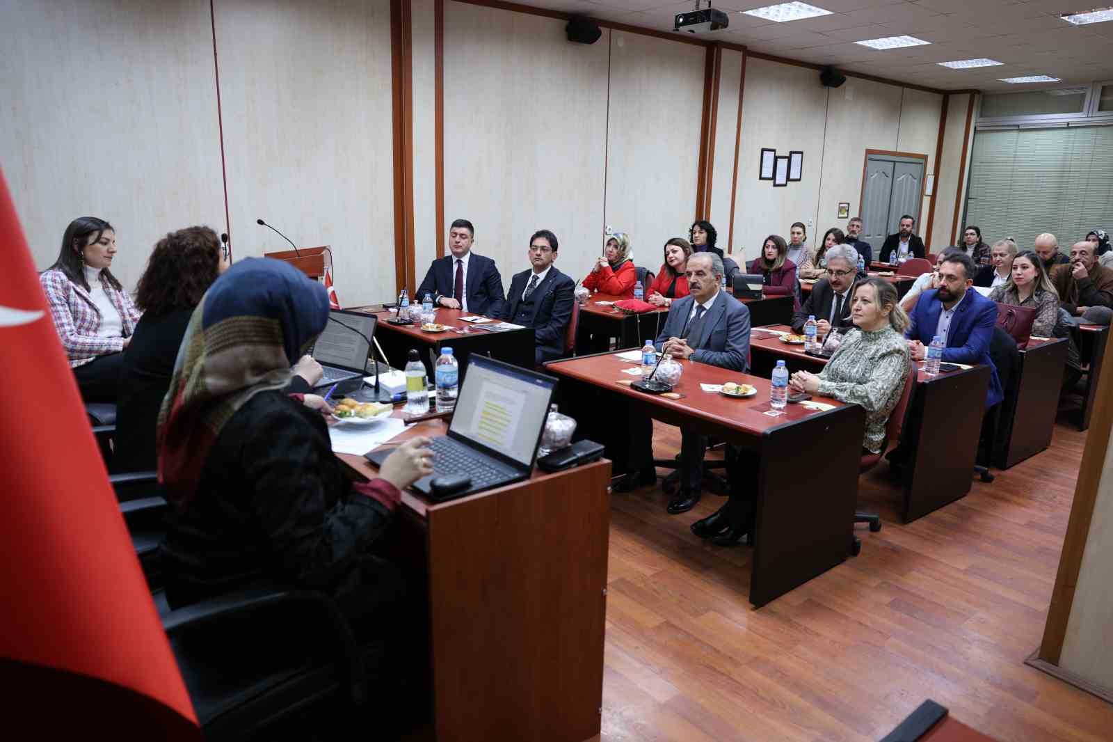 Erzurum’da ‘Topraktan sofraya israf’ çalıştayı düzenlendi